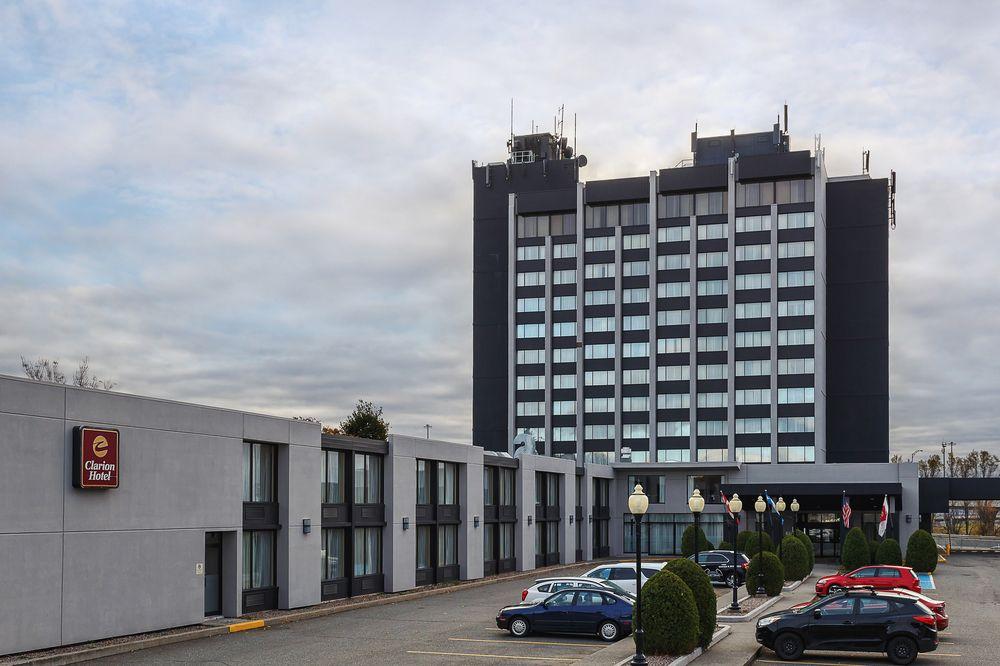 Travelodge By Wyndham Quebec City Hotel & Convention Centre Екстериор снимка