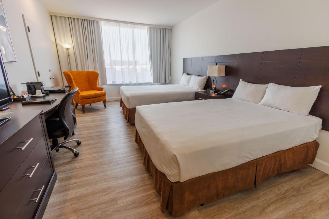 Travelodge By Wyndham Quebec City Hotel & Convention Centre Екстериор снимка