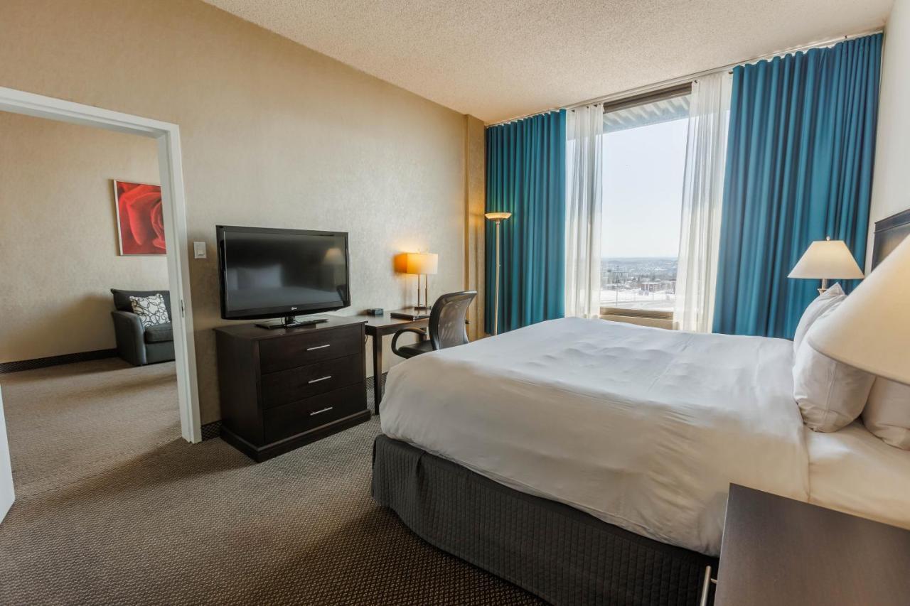Travelodge By Wyndham Quebec City Hotel & Convention Centre Екстериор снимка