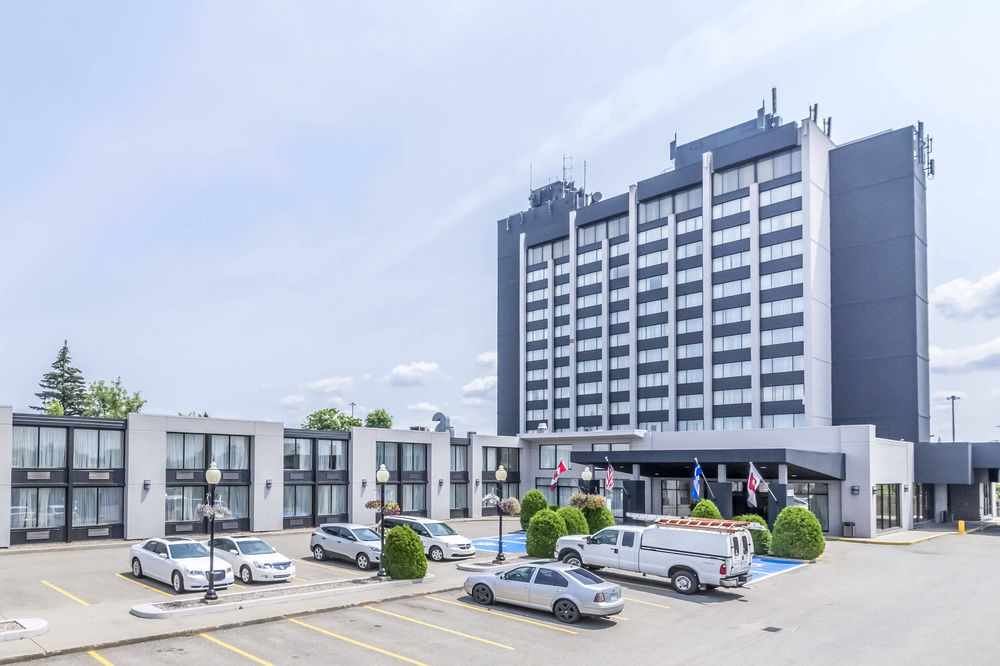 Travelodge By Wyndham Quebec City Hotel & Convention Centre Екстериор снимка