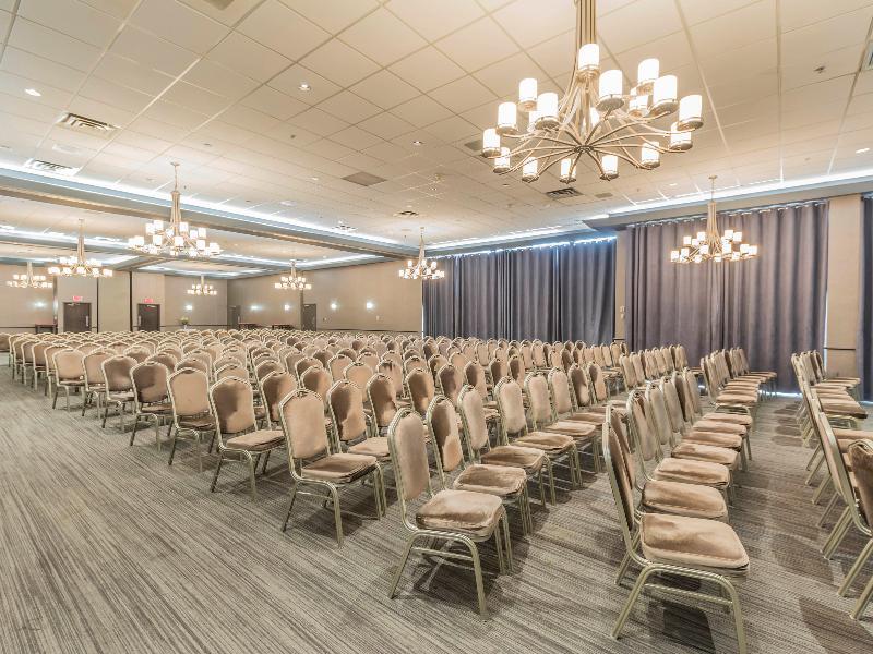 Travelodge By Wyndham Quebec City Hotel & Convention Centre Екстериор снимка