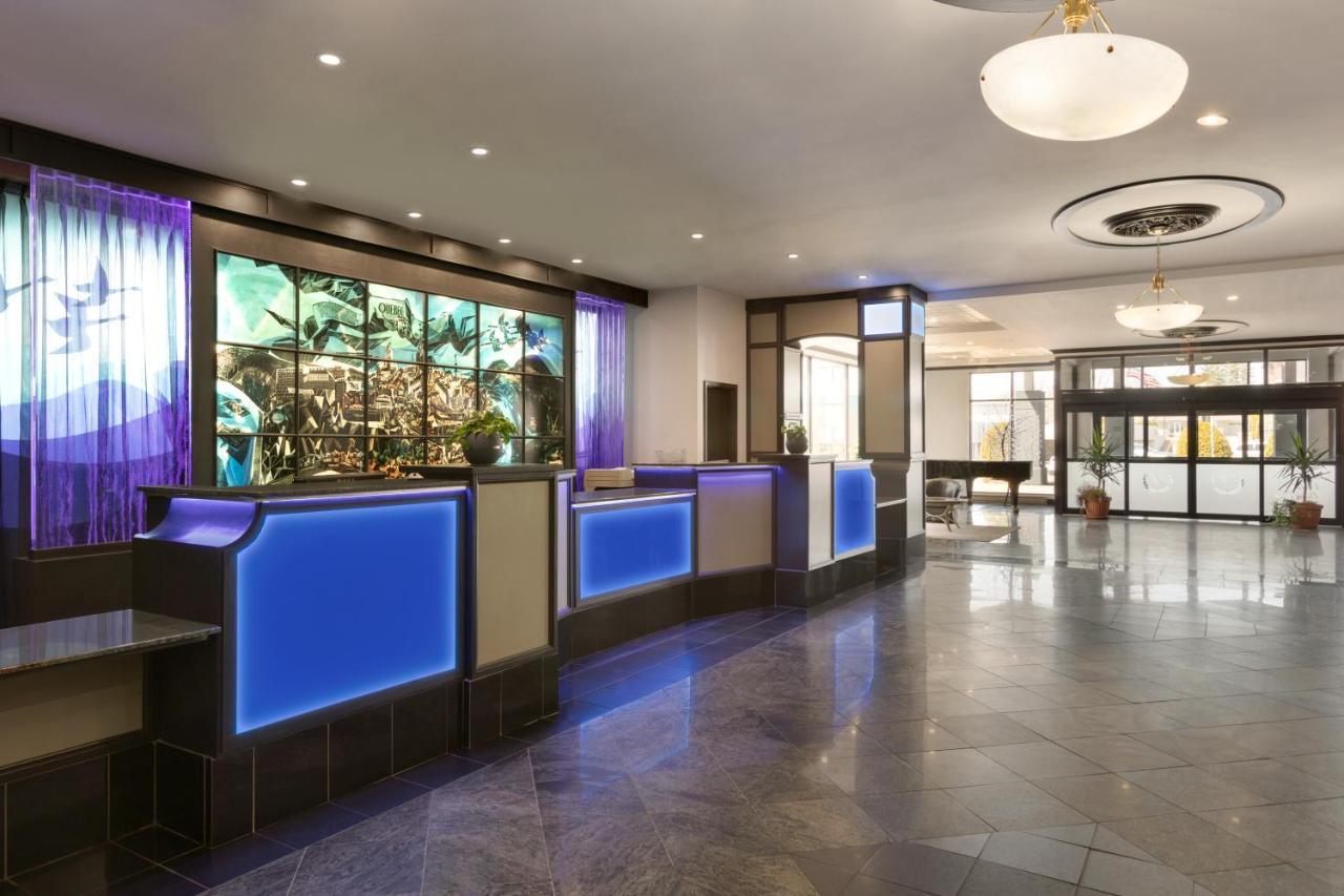 Travelodge By Wyndham Quebec City Hotel & Convention Centre Екстериор снимка
