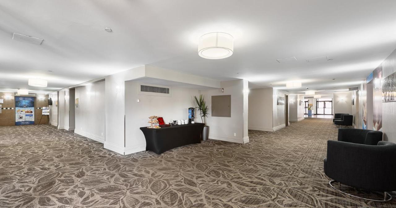 Travelodge By Wyndham Quebec City Hotel & Convention Centre Екстериор снимка