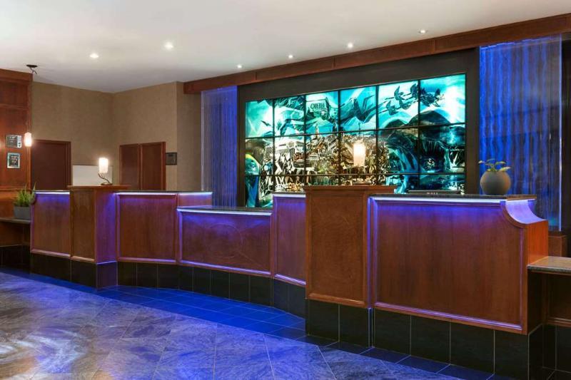 Travelodge By Wyndham Quebec City Hotel & Convention Centre Екстериор снимка